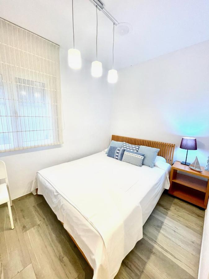 Seahomes Vacations - Nautic Maritime Apt Бланес Екстер'єр фото