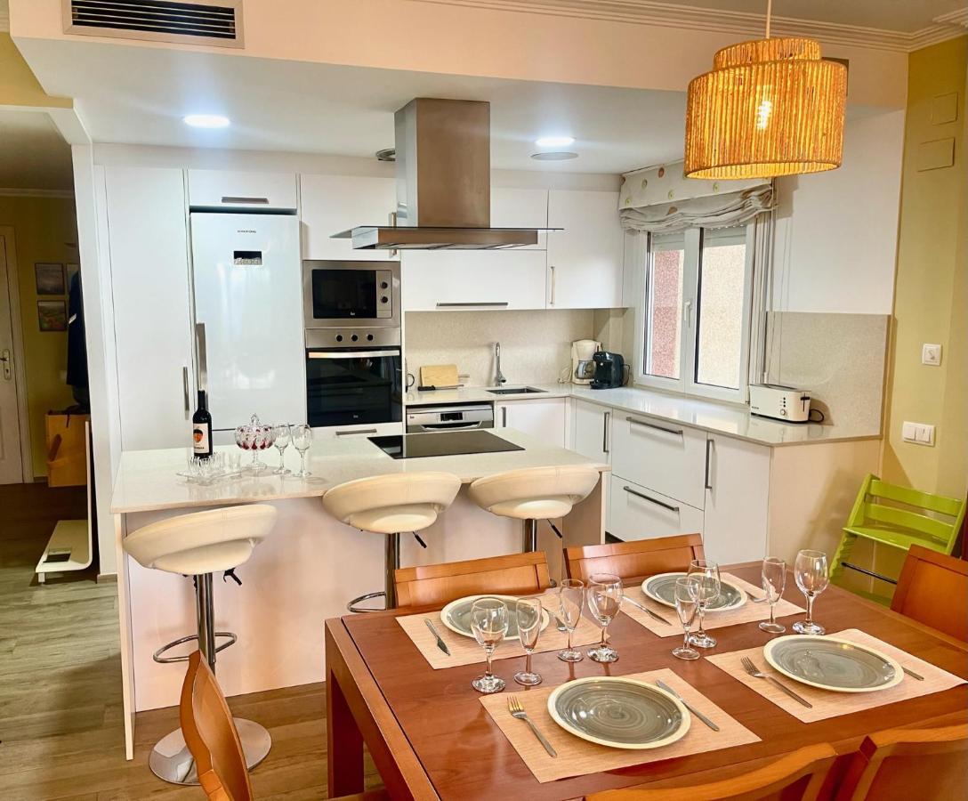 Seahomes Vacations - Nautic Maritime Apt Бланес Екстер'єр фото